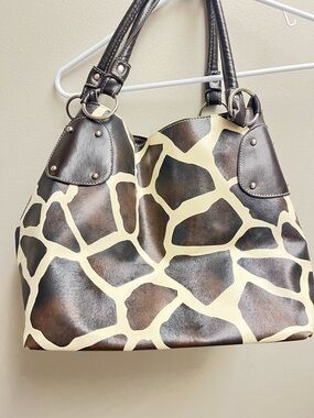 Giraffe-Print Brown & Cream Tote Bag
